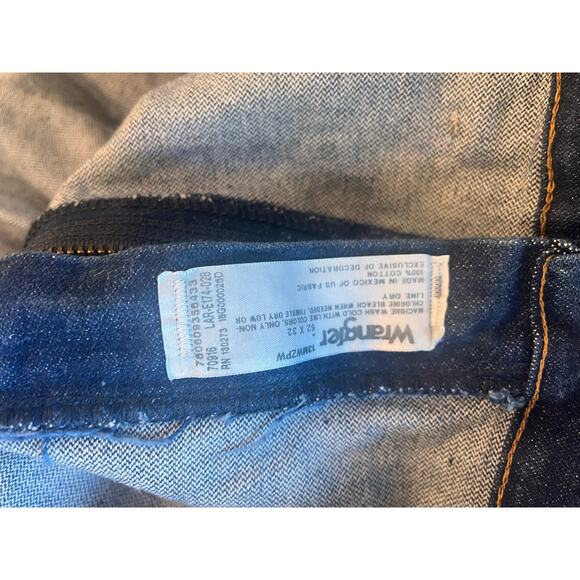 Wrangler Denim Blue Jeans 52x32 Western Cowboy Barn Farm Aztec Rodeo Workwear - Picture 9 of 9